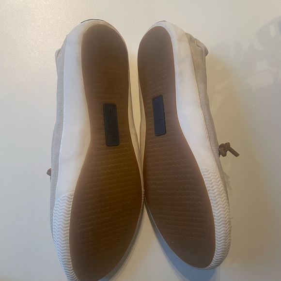 Sperry Cream Boat Shoes with Tan Laces - Picture 5 of 5